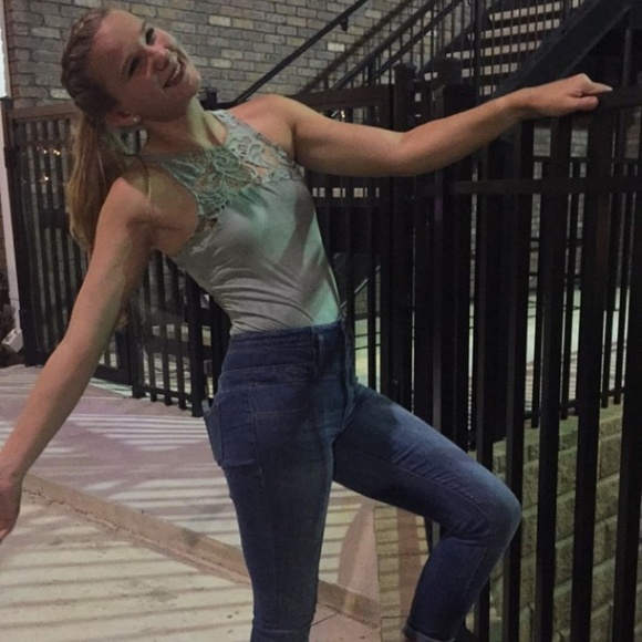 Meet Erin - Picture 3 of 4